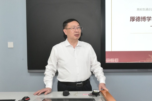 書記.jpg 書記.jpg